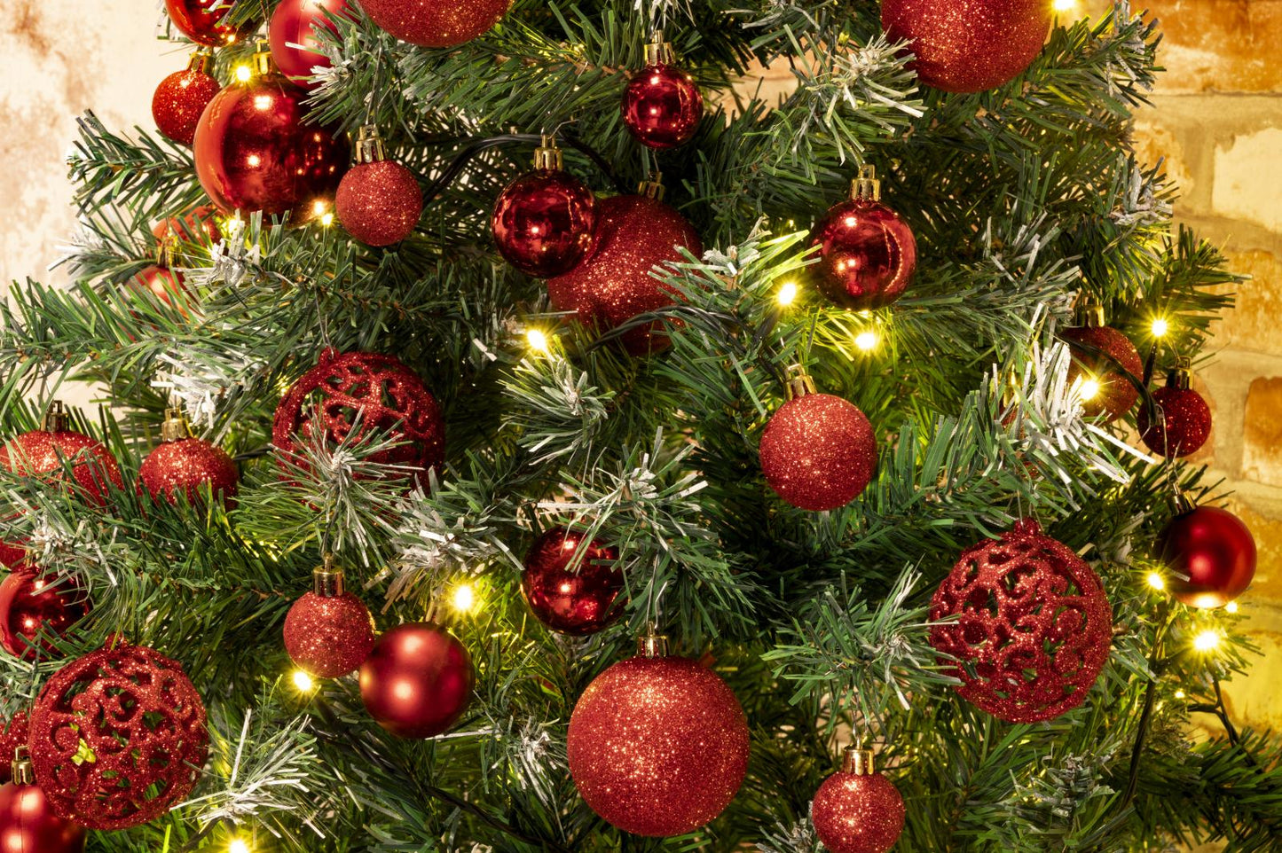 Xmas bauble (100) ass red pl
